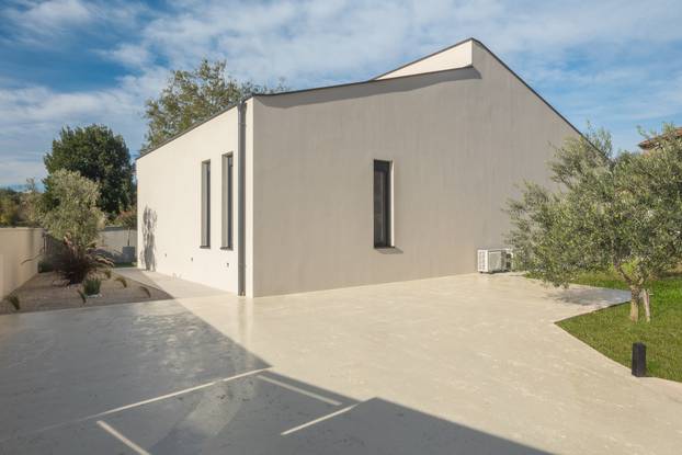 FOTO Romantična kuća za dvoje u Istri: Zavirite u oazu luksuza čije uređenje oduzima dah