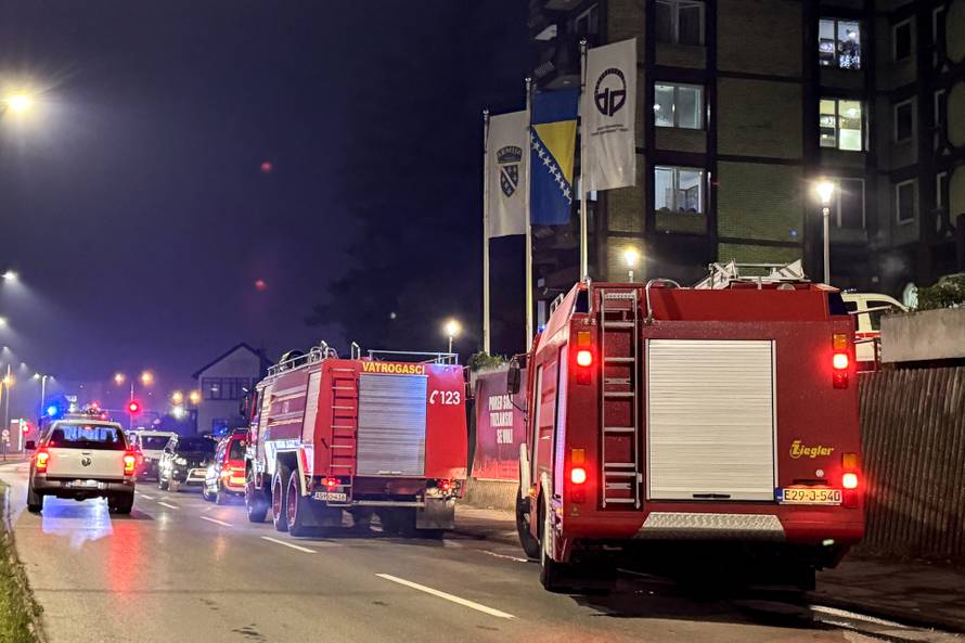 Tuzla: Više osoba poginulo u požaru u domu umirovljenika