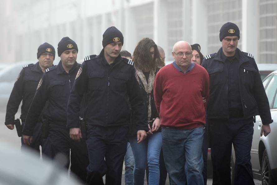 'Pičila' me u venu': Izmamila je bivšeg dečka iz kuće i ubila ga