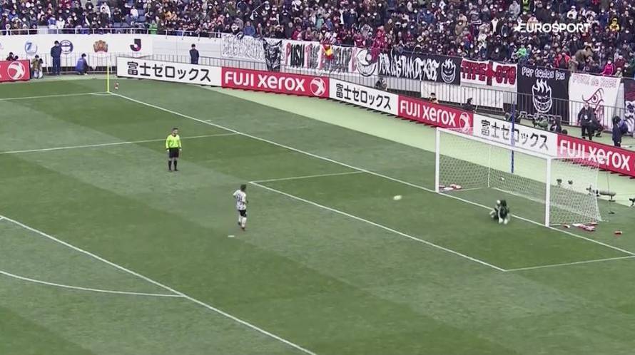 Ljudi, je li to moguće? Japanci uspjeli promašili devet penala!