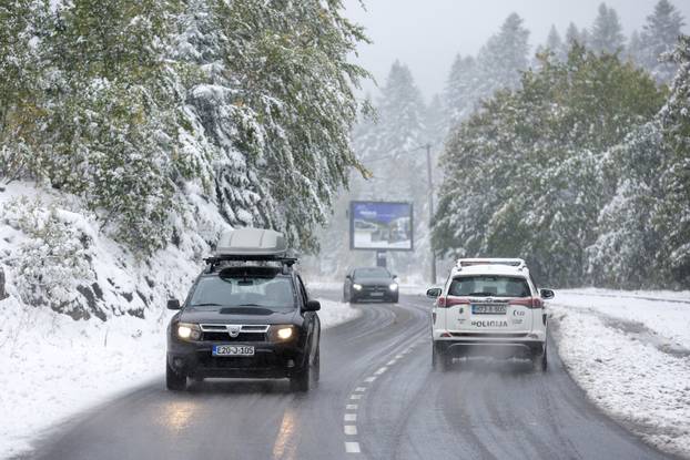 Prvi snijeg na planini Bjelašnici