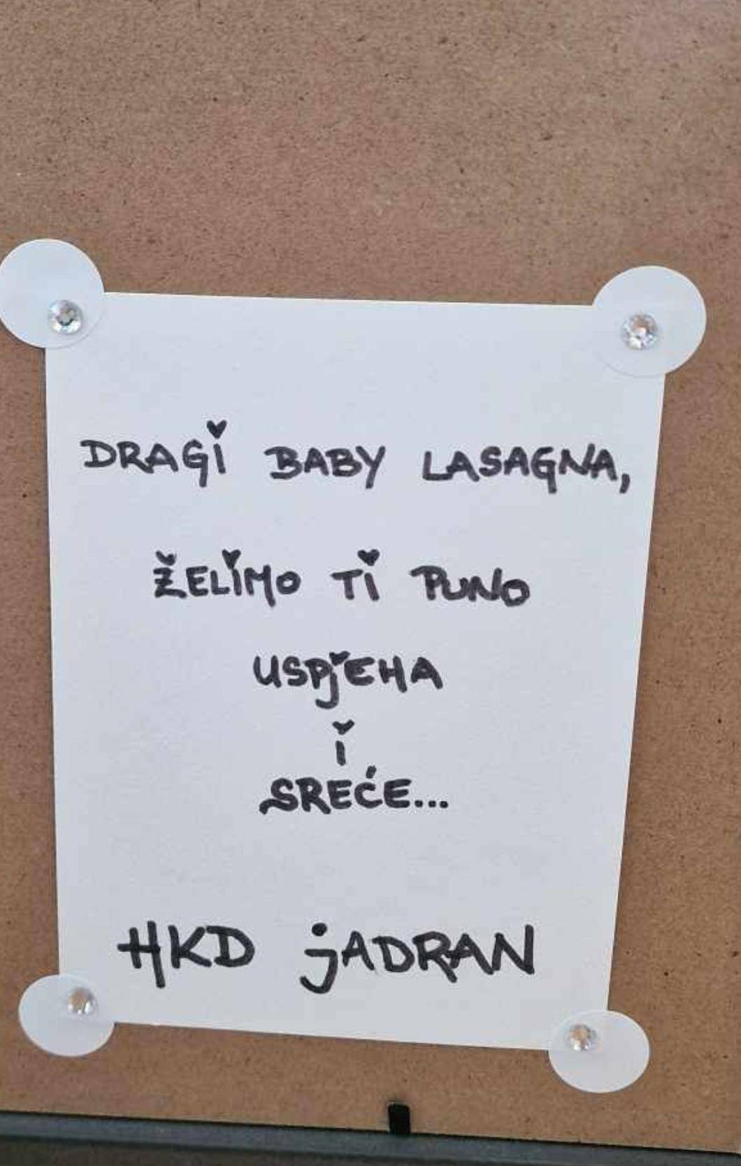 VIDEO Baby Lasagna se družio s Hrvatima, oni nam kažu: 'Dobio je dar, jedva smo ga dočekali...'