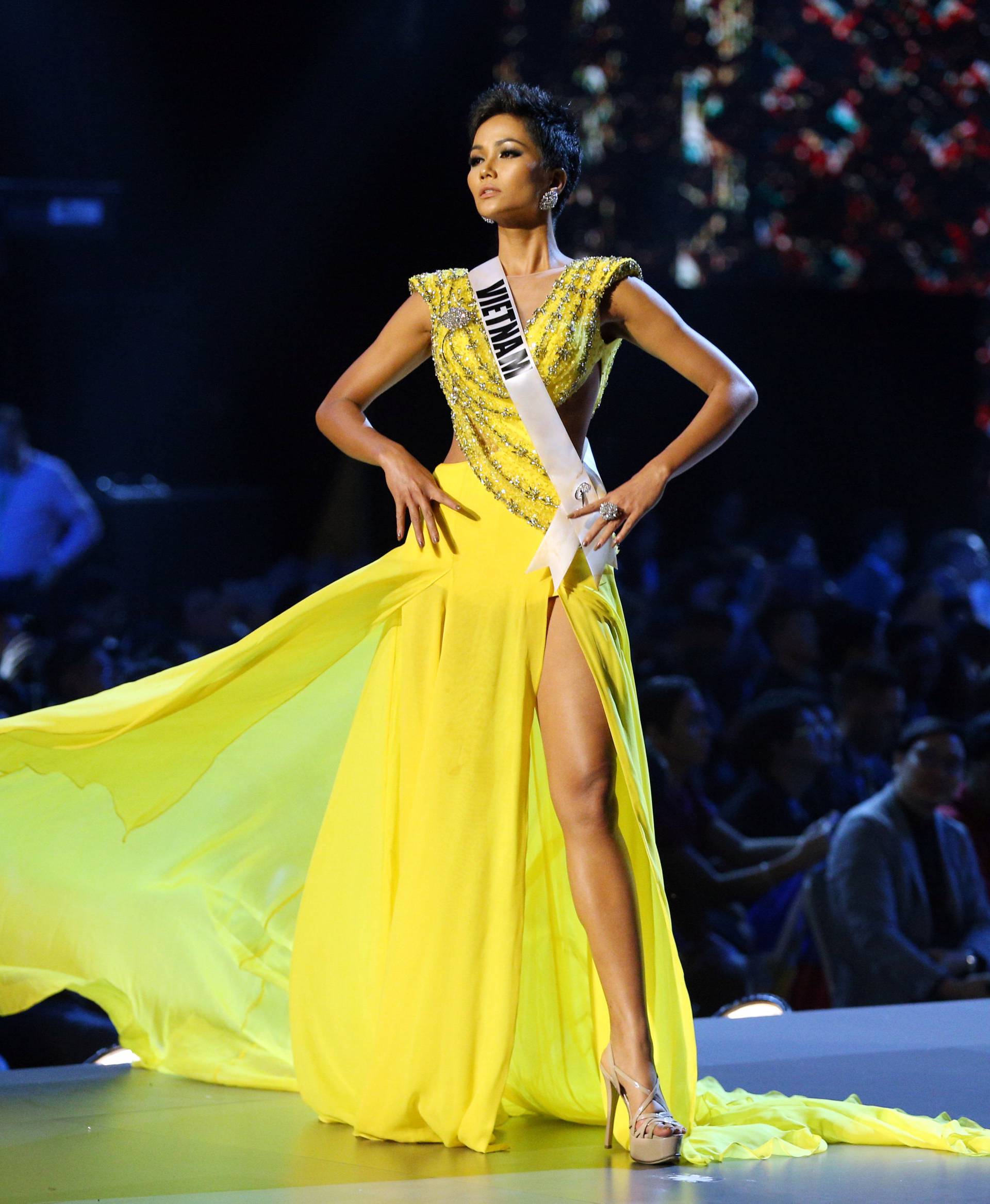 Miss Vietnam H'Hen Nie in her evening gown during the Miss Universe 2018 preliminary round in Bangkok