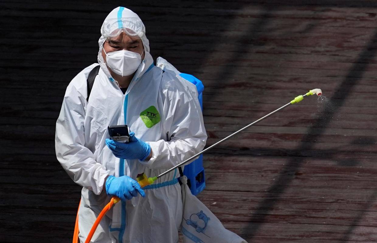 U Kini prijavili prvi slučaj ptičje gripe H3N8 kod dječaka (4)