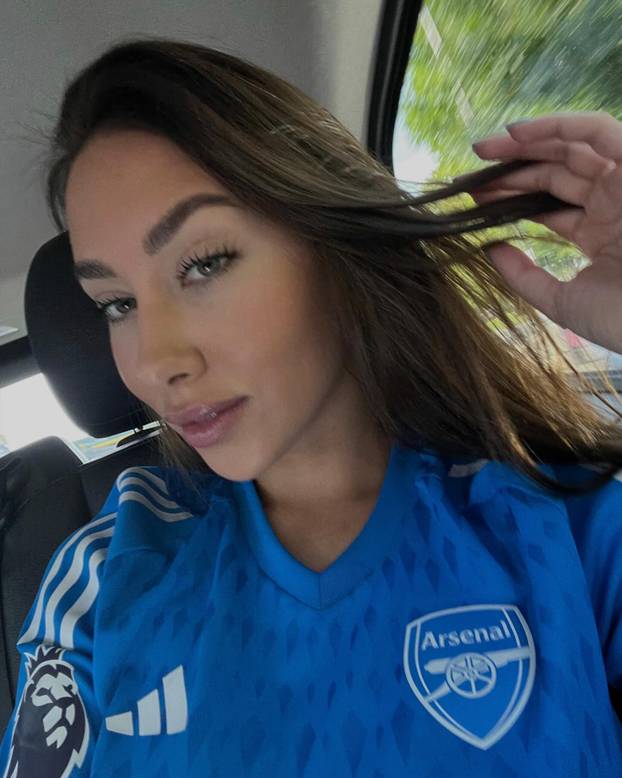 FOTO KAKVE LJEPOTICE! Ima li Španjolska najljepše WAGS-ice? Evo koga ljube Olmo i društvo...
