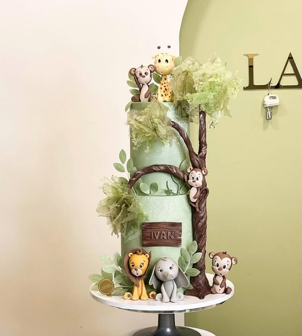 FOTO Maja Šuput proslavila je 46. rođendan - pogledajte tortu koja je bila hit večeri