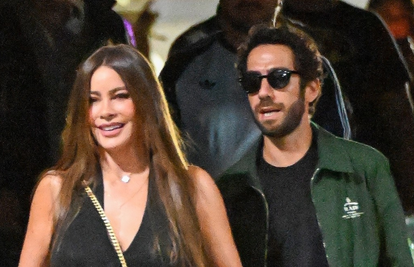 Zakuhalo se... Sofiju Vergaru (53) opet su uhvatili s 14 godina mlađim frajerom Douglasom