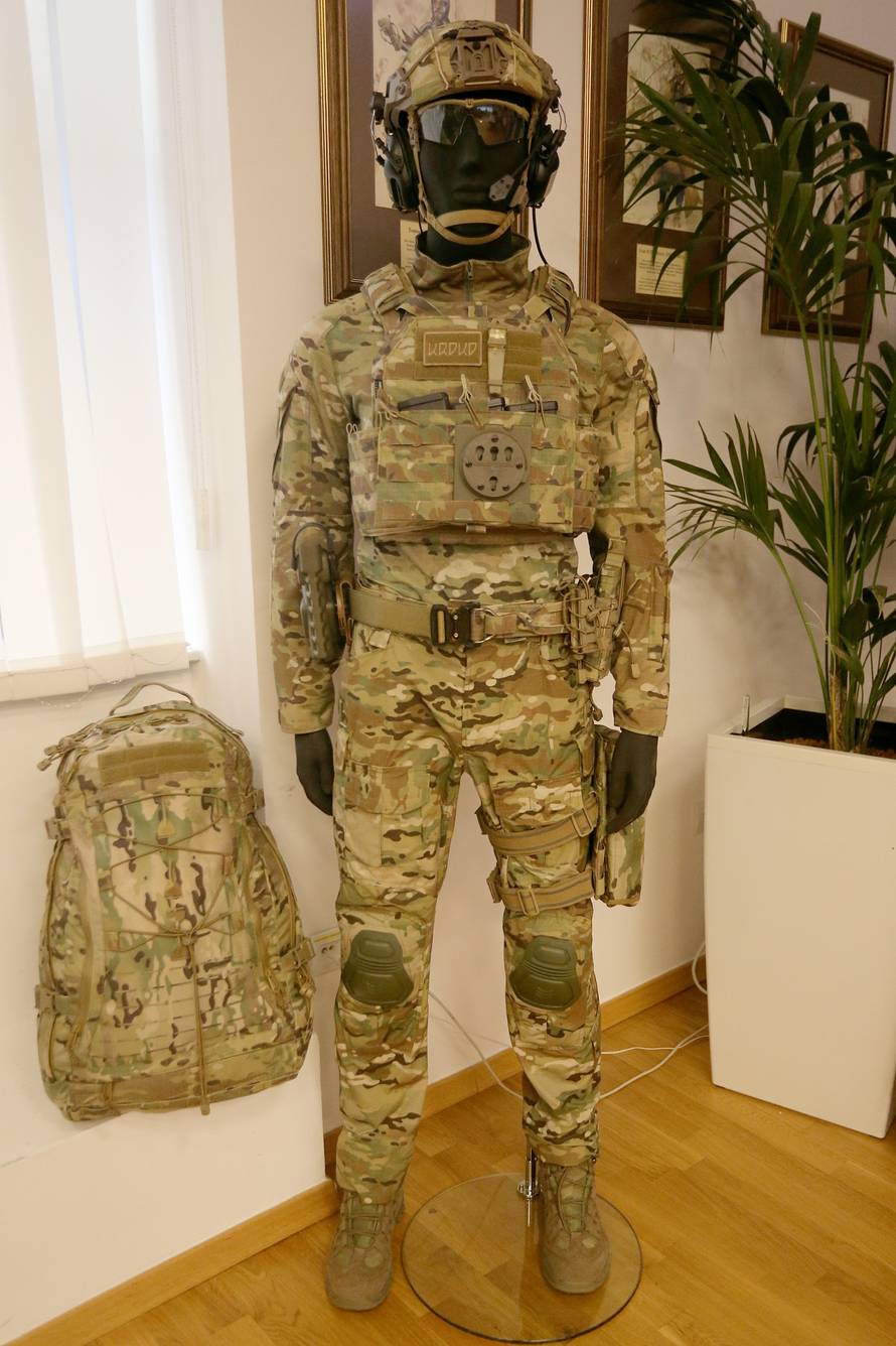 U MORH-u potpisani ugovori o nabavi vojne opreme za potrebe opremanja OS RH