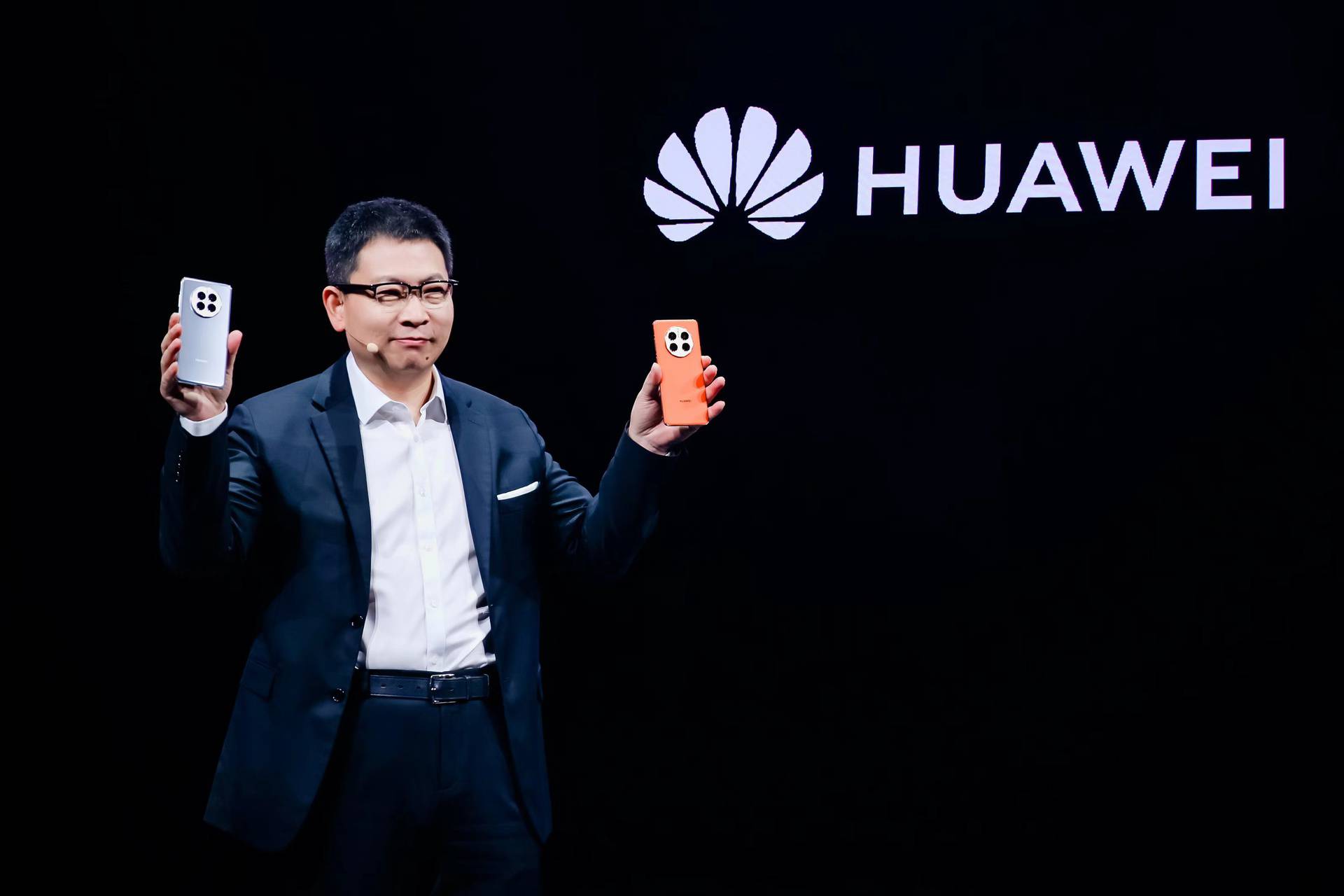 Huawei otkrio novi Mate 50: Dobio je super moćnu kameru i može slati poruke preko satelita