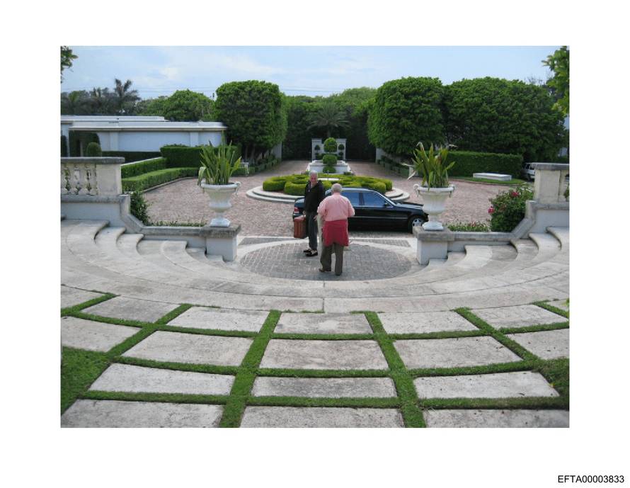 Ruskinje, privatni letovi, party na otoku: Ovako je Epstein gradio svoju mrežu sa slavnima