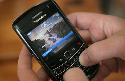 Korisnicima BlackBerryja RIM daruje aplikacije od 100 $