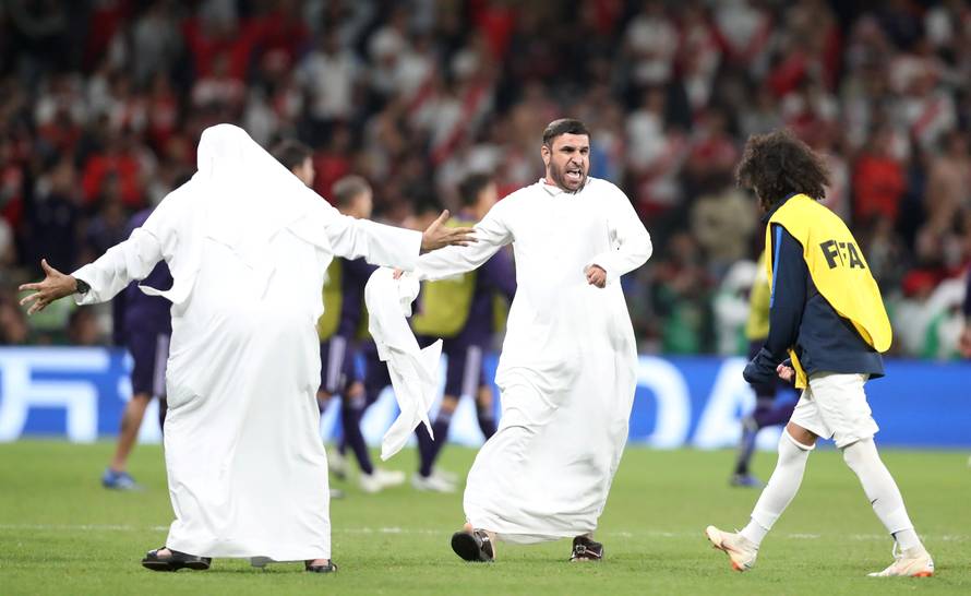 Club World Cup - Semi-Final - River Plate v Al Ain FC