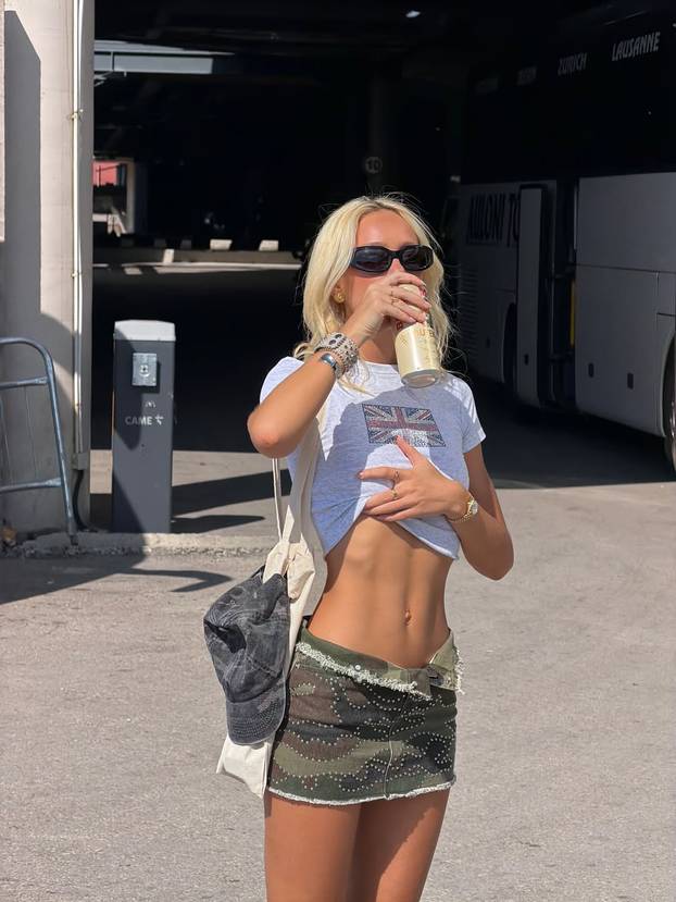 FOTO Natjecala se za Miss: Ova Albanka izgleda kao živa lutka!