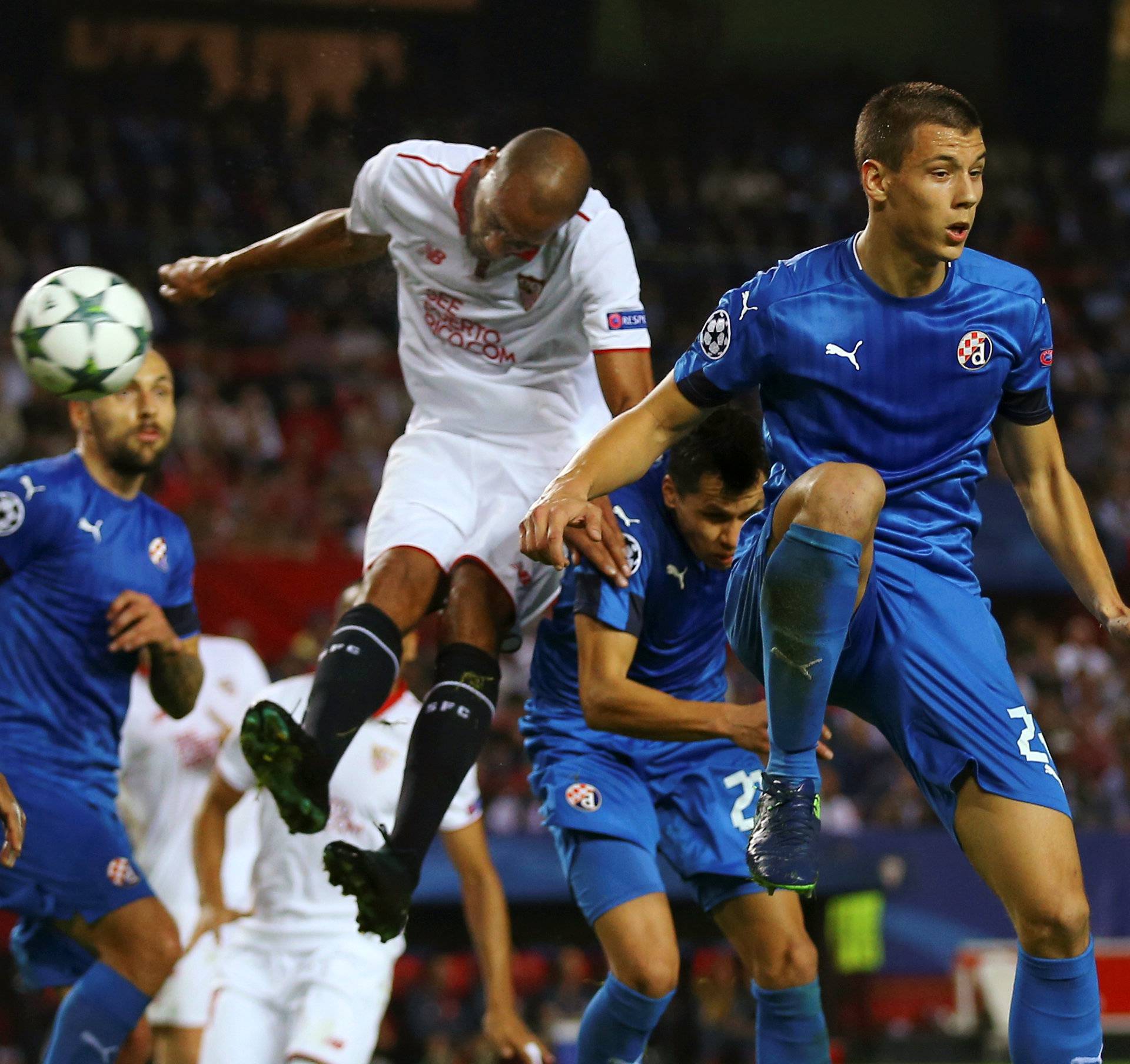 Sevilla v Dinamo Zagreb - Champions League