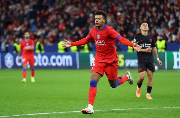 UEFA Champions League - Bayer Leverkusen v Paris St Germain