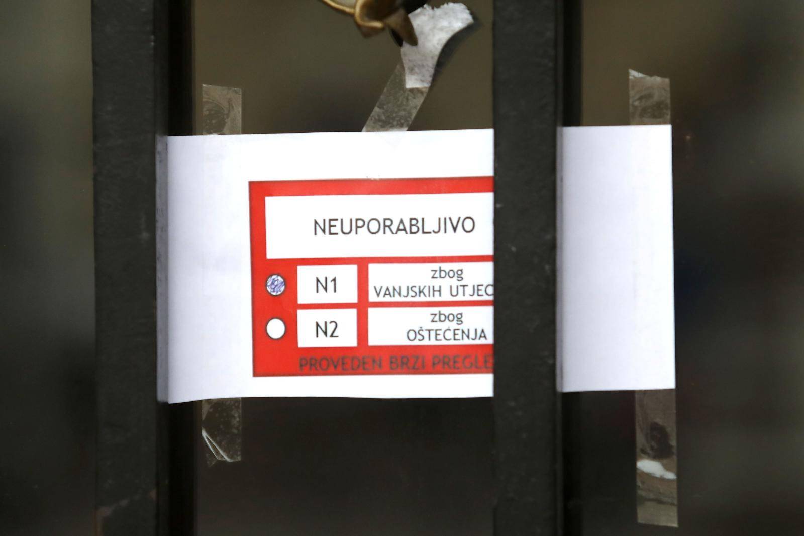 Oznake statičara na ulazima u zgrade postale su dio svakodnevnice centra Zagreba