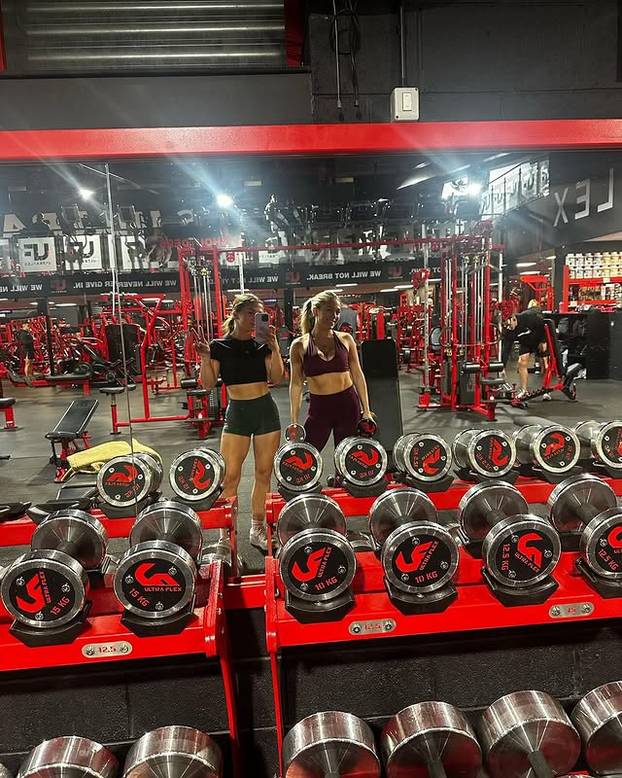 FOTO Zlobnici kažu da je uspjela samo zbog ljepote: 'U poslu mi ide jer imam strategiju'