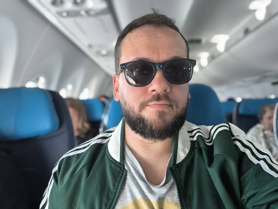 Isprobali smo Xiaomi 15T Pro: Uz moćni zum, radi kao walkie talkie. Ovo su prvi dojmovi