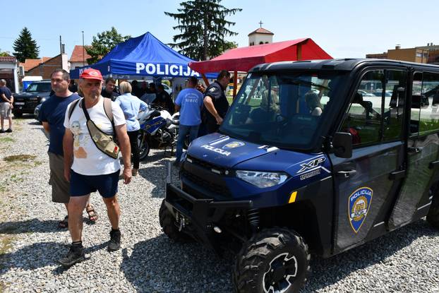 Petrinja: Hrvatska vojska predstavila naoružanje i opremu povodom 30. obljetnice operacije "Oluja"