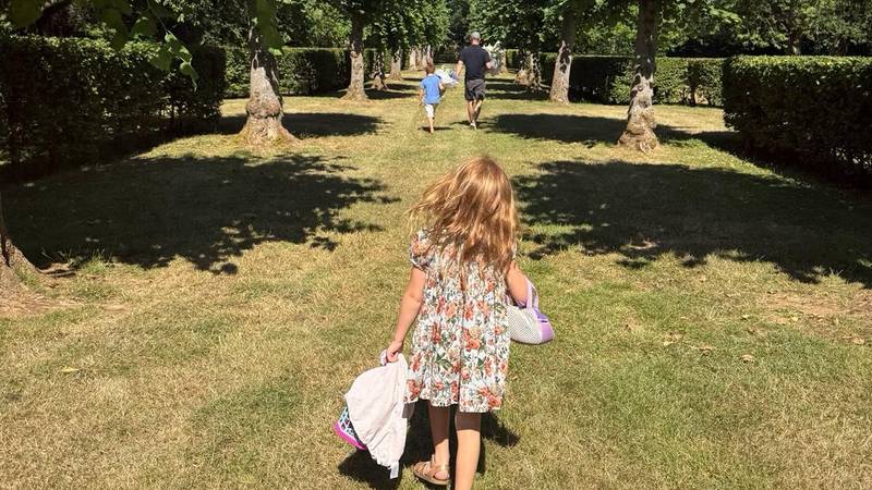 Meghan je objavila obiteljske fotografije s imanja na kojem je pokopana princeza Diana