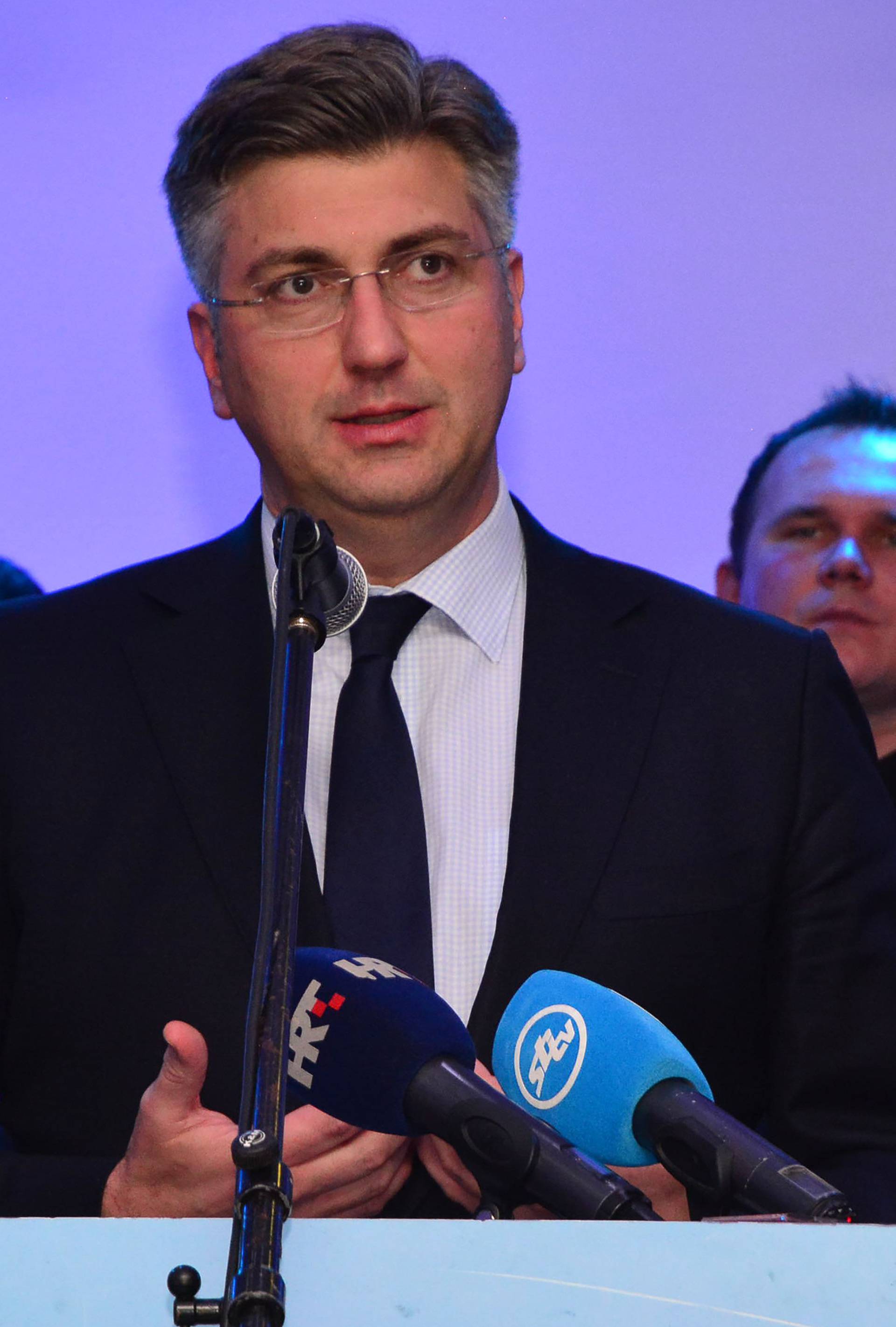 Plenković čestitao 1. 5.: Vlada je otvorena za socijalni dijalog
