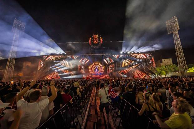 Split: Treća večer Ultra Europe Festivala, Nastup DJ-a Afrojack