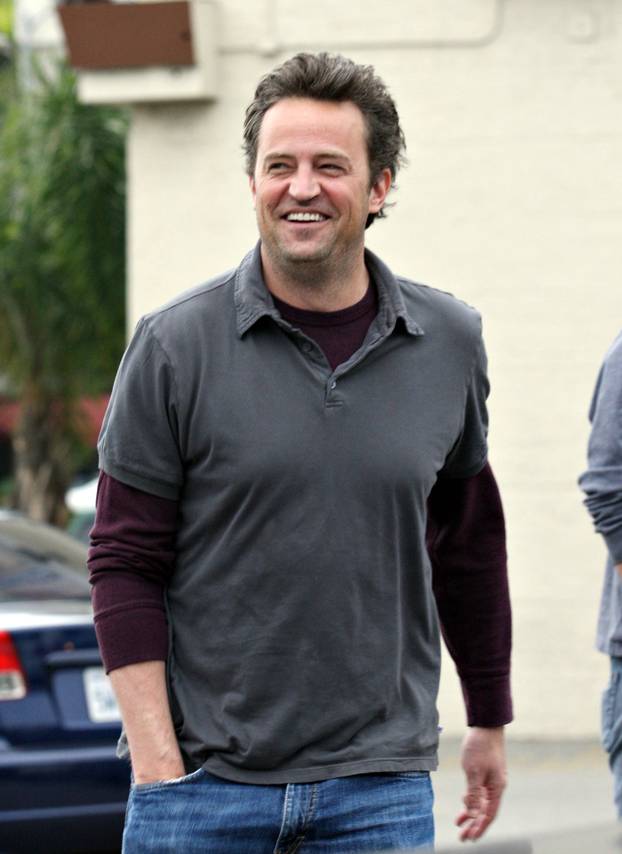 Matthew Perry Enjoys Oscar Day With "Friends"!  1/1