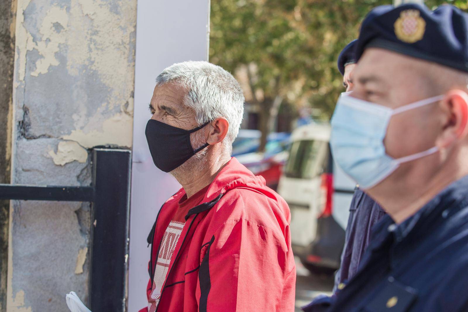 Osijek: Privođenja na sud osumnjičenih za ratni zločin nad Hrvatima na Ovčari