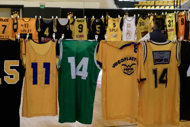 Split: Izložba 150 dresova povodom 80. rođendana KK Split