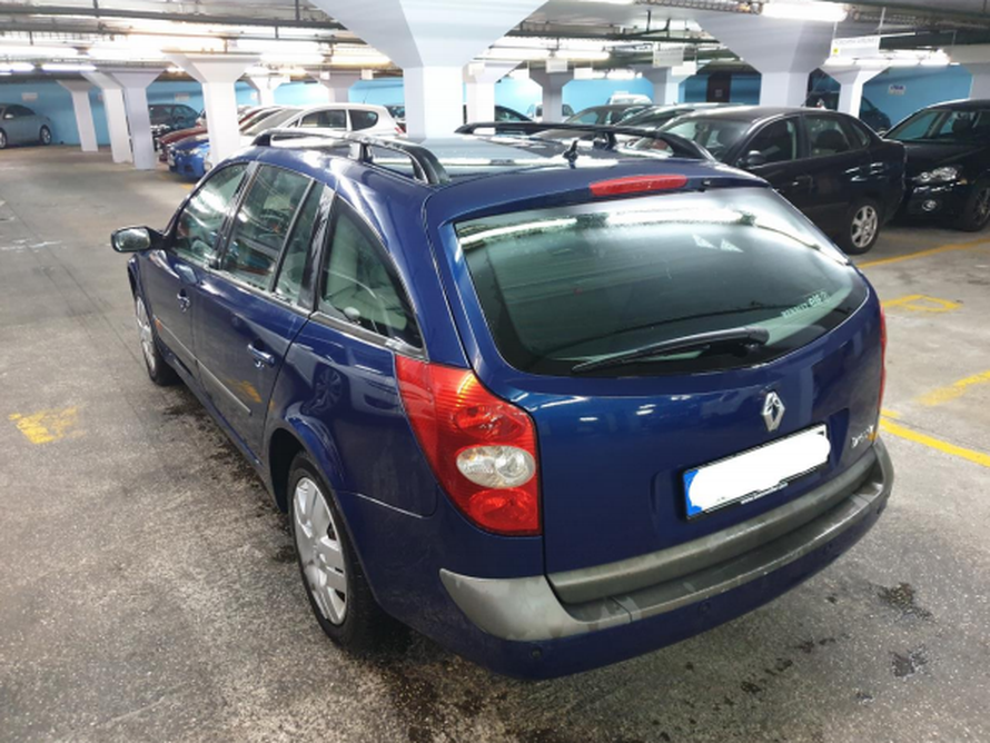 Država za milijun kuna prodaje Porsche oduzet kriminalcima!