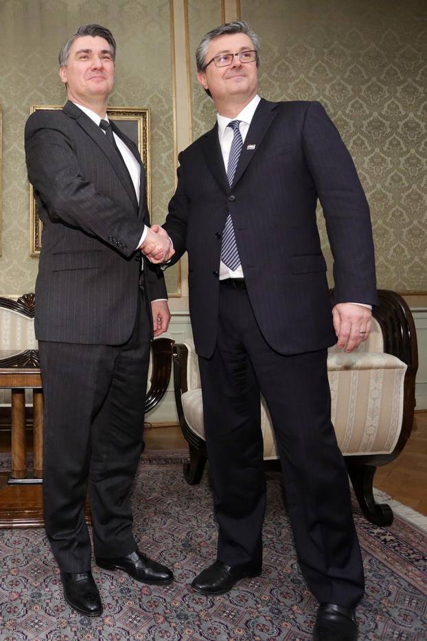 ARHIVA: 2016. Zagreb: Primopredaja vlasti izme?u Milanovi?a i Oreškovi?a u Banskim dvorima 