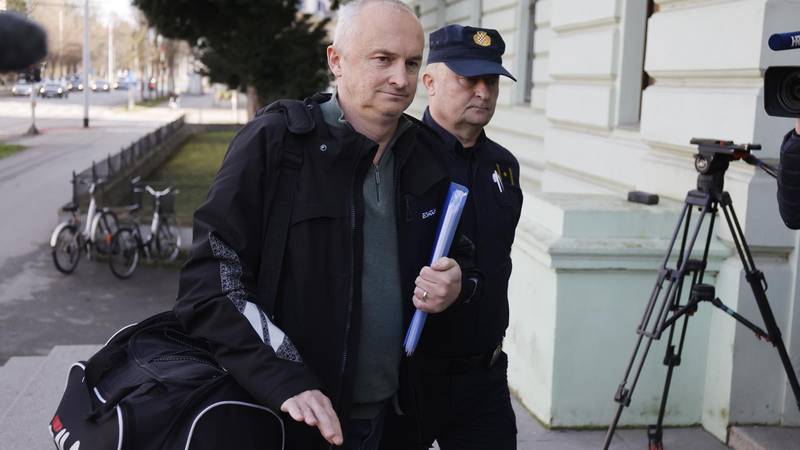 Nova Gradiška na biralištima: Idu treći izbori, bez Vinka Grgića