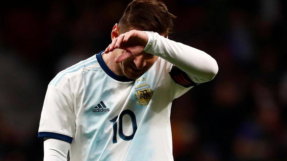 Messi: Teško mi je. Sin me pita zašto me razapinju u Argentini
