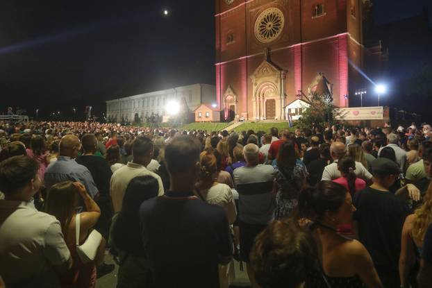 Svečano otvorenje 59. Đakovačkih vezova