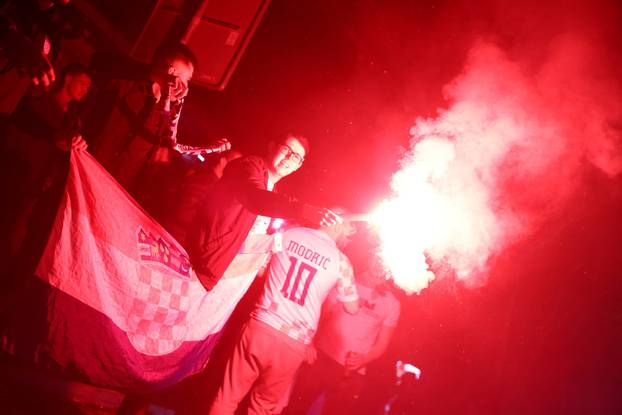 Slavlje navijača na ulicama Mostara