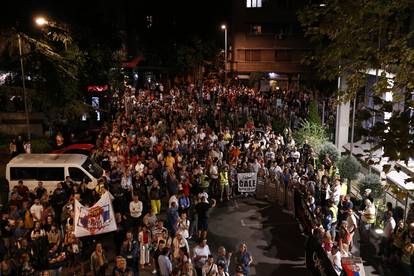 Srbi ne odustaju od protesta: Po 21. put su izašli ulice u sklopu prosvjeda 'Srbija protiv nasilja'