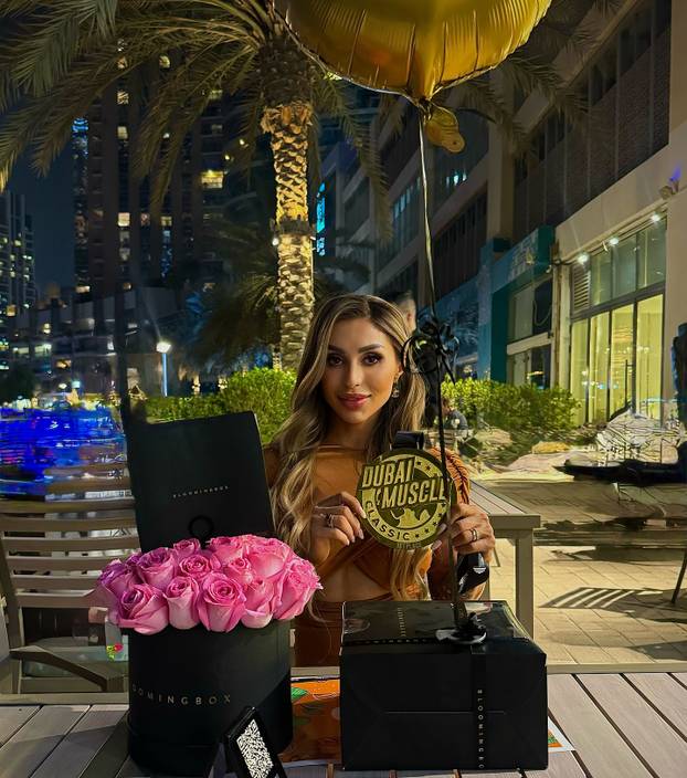 FOTO Afganistanku su prisilno udali dok je imala 15, a onda se transformirala. Pogledajte je!