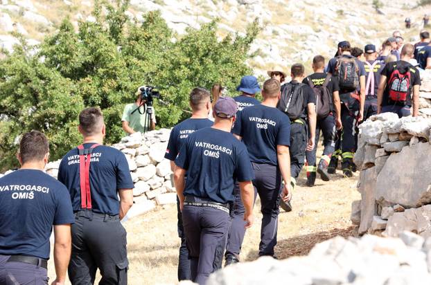 Na Kornatima obilježena 19. godišnjica tragedije u kojoj je poginulo 12 vatrogasaca