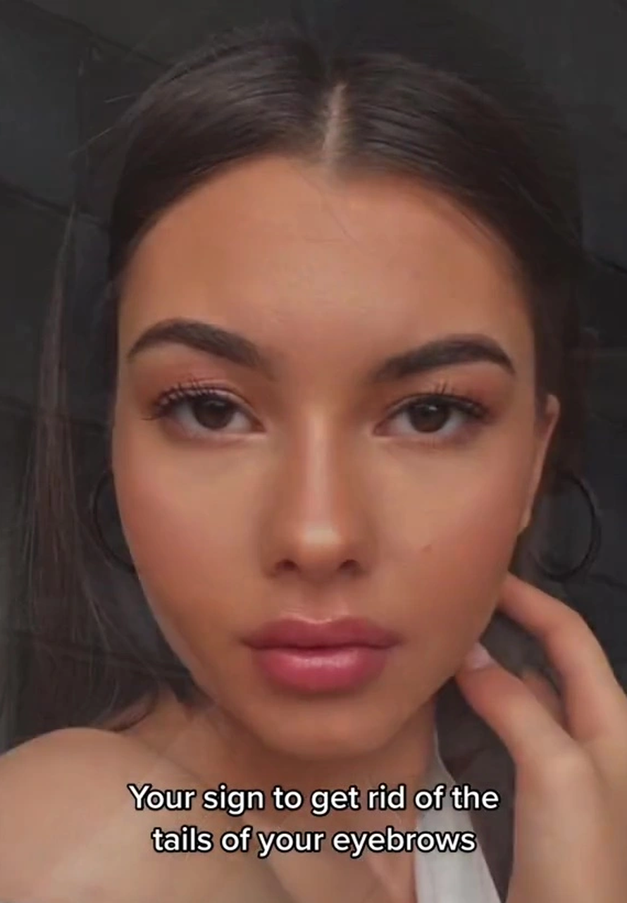 Facelift za minutu: Viralni trik s obrvama osvojio beauty svijet