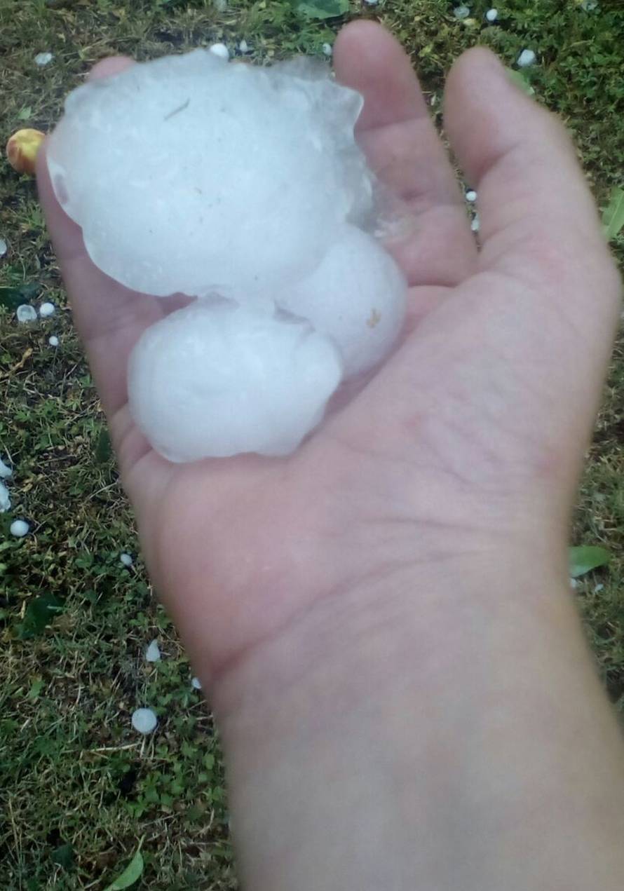 Počelo nevrijeme: U Mariji Bistrici tuča kao golf loptice