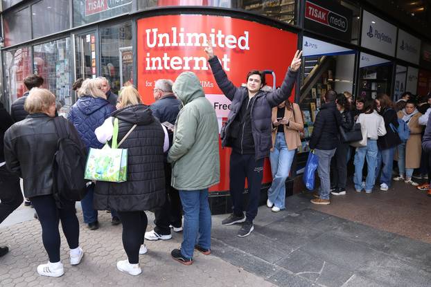 Zagreb: Počela prodaja dodatnih karata za Thompsonov koncert 