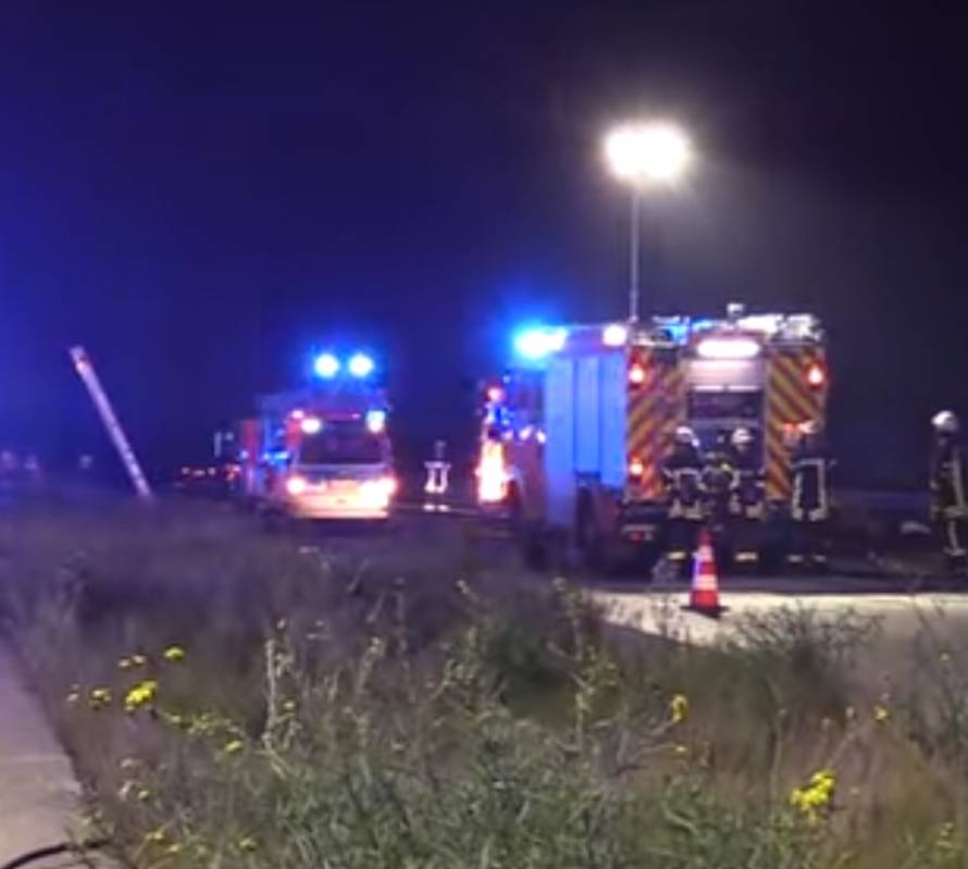 Auto je odletio preko ograde: Tijela su ispadala, ljudi izgorjeli