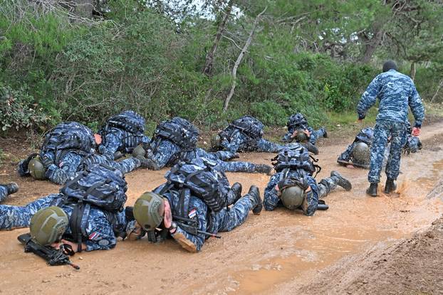FOTO Novi hrvatski marinci primili su svoje beretke: Prošli intenzivnu integracijsku obuku