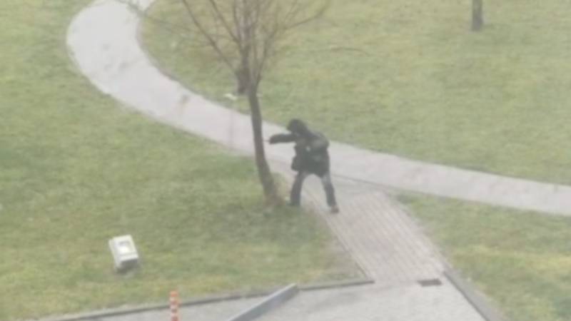 VIDEO Jak vjetar Zagrepčanima stvarao probleme: 'Nije mogla otvoriti vrata auta, užas...'