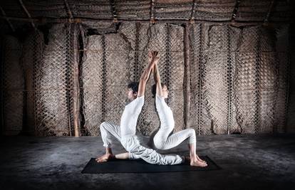 Muškarci vs. žene: On ima jače kosti, ali ona je rastezljivija