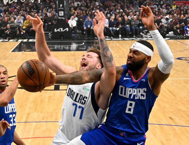 NBA: Dallas Mavericks at Los Angeles Clippers