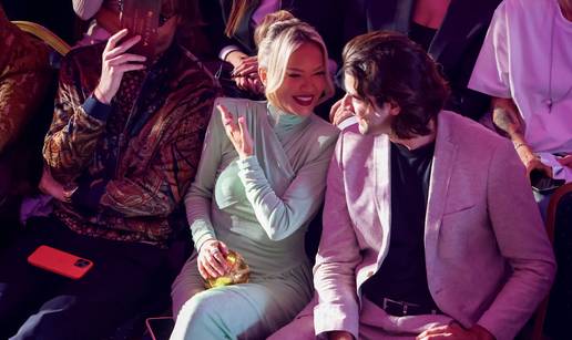 FOTO Maja Šuput i Šime Elez zaljubljeno šaputali na modnoj reviji, a u blizini je bila i Laura