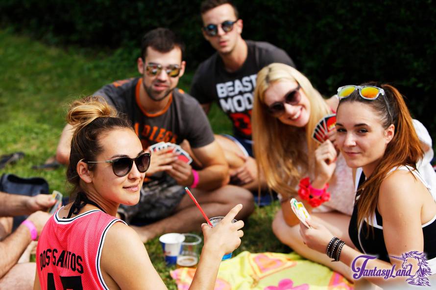 Izbjegni vrućine i zapartijaj na samoborskim bazenima