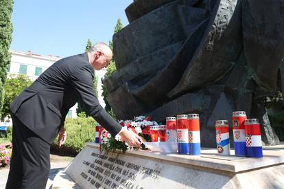 FOTO Diljem Hrvatske odaje se počast stradalim braniteljima