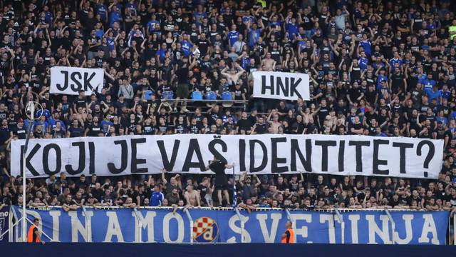 Zagreb: Navijači na utakmici Dinamo - Hajduk